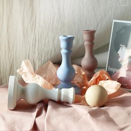 Candle Holders Nordic Simple White / Pink Blue Wooden Holder Decoration Dining Table Living Room Wedding Scene Arrangement