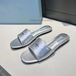 Designer Slippers Women Slipper Cheque Sandal Triangle Logo High Heels Patent Leather Sandals Letter Flat Slide Thick Heel Shoes Square head Slides 5.23 04