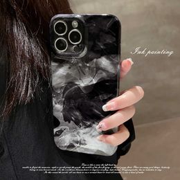 Cell Phone Bumpers Japanese Anime Ones-Pieces For iPhone 15promax,15pro,15plus Black and white ink Phone Case Y240423