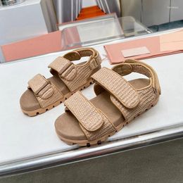 Casual Shoes Summer 2024 Style Ladies Flat Sandals Round Head Peep Toe Elevated Sol Women Selling Items