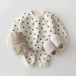 Clothing Sets Sweatshirt Tops Pants 2PCS Long Sleeve Baby Boys Girls Set Winter Kids Suits Tracksuit Warm Autumn Children Outfits