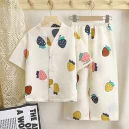 Ny 2024 Summer Kids Thin Pamas Boys Girls Cartoon V-ringen Kort ärmskjorta Top + Pants Casual Clothes Sets Baby Loungewear L2405