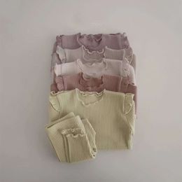 2023 Autumn New Baby Baby Long Rueve Pamas Zestaw niemowląt Bawełniane żebrowane domowe domy 2PCS SIT SIMEN