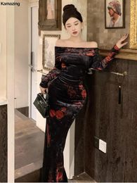 Casual Dresses Vintage Floral Printed Slash Neck Bodycon Dress Women Sexy Elegant Long Sleeve Velvet Robe Autumn Winter Ladies Party