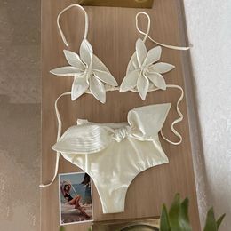 Sexy White Floral Lace Bikinis Women Swimsuit V-neck High-waisted Two Piece Bathing Suit Beachwear Bowkont Biquini Female Swim 240524