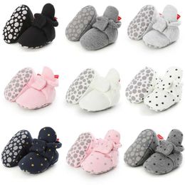 First Walkers Newborn baby socks and shoes boys and girls celebrity toddlers first walking boots cotton comfortable soft non slip warm baby crib shoes d240527