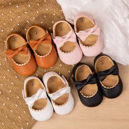 First Walkers Spring and Autumn Baby Shoes Fashion Bow Princess Party Baby Shoes Non slip Rubber Soles First Walking Board Shoes d240525