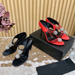Sandali di lusso abito designer abbigliamento grossi scarpe con tacchi grossi da donna con tacchi slingback rotondi diamanti scarpe in pelle di sandalo in metallo abbellito da donna classico sandalo da 11 cm size35-43