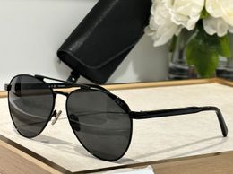 Classic Pilot Polarised Sunglasses Black/Black Smoke Men Women Designer Sunglasses Summer Glasses Sunnies Gafas de sol Shades UV400 Protection Eyewear