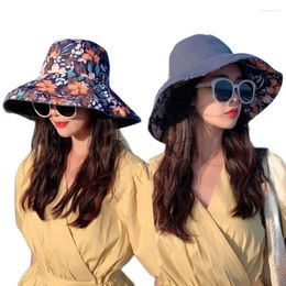 Berets Double Side Women Solid Flowers Fisherman Hat Big Brim Sun Protection Fashionable Summer Travel Panama