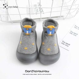 First Walkers Baby socks shoes soft rubber soles cute cartoon childrens shoes anti split toddler girls the first step d240525