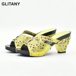 Dress Shoes Arruval Yellow Colour Sexy Ladies Party Wedding Decorated With Rhinestone Elegant Slip On Women Lady Pumps