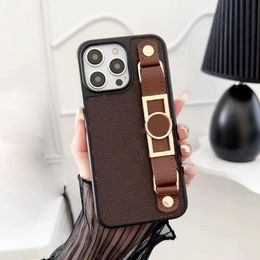 Designer Phone Case for Apple iPhone 15 Pro Max 14 Samsung Galaxy S24 S23 Note 20 Ultra Luxury PU Leather Wrist Strap Lanyard Back Cover Coque Fundas Brown Small Flower