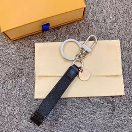 Wholesale Designers Luxury Key Buckle lovers Car Keychain Handmade Designer Leather Keychains Men Women Bags Pendant Accessories 261b