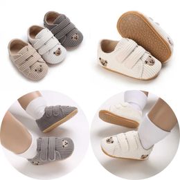 First Walkers New Pop Cartoon Newborn Boys and Girls Shoes First Walking Baby Shoes Rubber Non slip Soles Cute Casual Shoes d240525