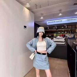 여자 정장 블레이저 MM 가족 24SS 스타일 선 스크린 세트 안개가 자욱한 파란색 지퍼 상단 반 치마 패션 세트
