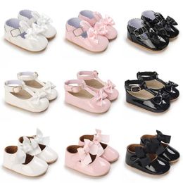 First Walkers New Fashion PU Leather Baby Princess Shoes Newborn Girls Moccasins Shoes Rubber Sole Anti slip Summer First Step Walker d240525