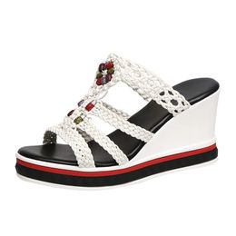 Women Slipper Sandals Wedges Platform Leather Peep Toe Crystal Elegant Female Sandals Ladies Mules Summer Shoes 240511