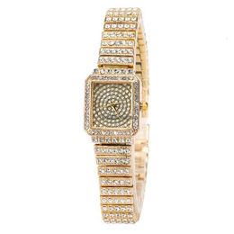 2024 Square Full Sky Star Exquisite Personality Womens Watch Fashion Steel Band Bracelet Small dial Diamond