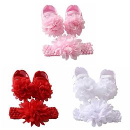 First Walkers Cute flower shoes for babies with hair straps. Non slip soft soled walking shoes for young girls. Baby flat bottomed first walker headband set d240525