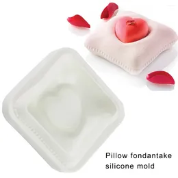 Baking Moulds Mold Heart-shape Pillow Biscuit Chocolate Mould Tools Gadget Kitchen