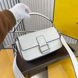 Fendibags Fendidesigner Bag Shoulder Bags Designers Handbags Purses Embossed Letter Crossbody Bag Satchel Counter Quality Fashion Underarm 662