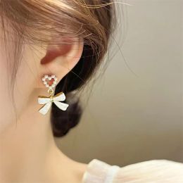 White Colour Flower Dangle Earrings for Women Heart Flower Round Leaf Triangle Pearl Bowknot Round Earring Jewellery Brincos