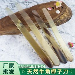 Storage Boxes Meikai Coconut Slicer Horn Soft Knife Egg Green Peeling Tool Natural