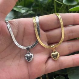 Pendant Necklaces Romantic titanium stainless steel cute heart-shaped charm necklace jewelry 3D pendant snake chain necklace d240525