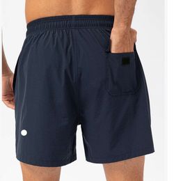 2024 Men Yoga ostenta shorts curtos e secos rápidos com bolso de bolso traseiro Casual Running Lululy Lemenly Gym Jogger Pant 6612ess