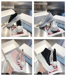 Fashion platform boots shoes men women Tread Slick canvas sneaker Girls High boots pale pink red royal white triple black whith ch2705545