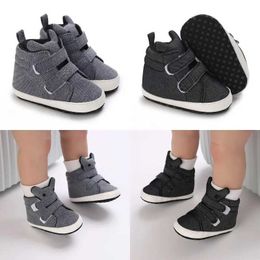 First Walkers New Pop Cartoon Newborn Boys and Girls Shoes First Walking Baby Shoes Soft and Non slip Soles Cute Bow Casual Canvas Childrens Shoes d240525