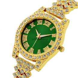 2024 Versione coreana di diamante alla moda intalato personalizzato di lusso di lusso orologio da quadrante bracciale