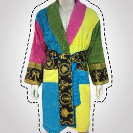 Designer Luxury Wrap Men Robes Home Robes Loose Unisex Robes de banho feminino Classic Cotton Robe Home Wear Roupas FZ2405251