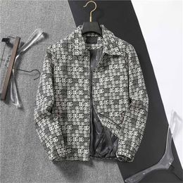 2024 Designer Mens Jacket Spring Autumn Coat Fashion Cofted Conted Sports Windbreaker Casual Sheipper Coats Man Outerwear Aweting Jacket M-3XL MM6631