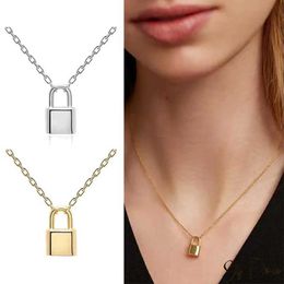 Pendant Necklaces Hot selling 925 sterling silver lamp luxurious and fashionable lock head pendant collarbone necklace womens jewelry gift party gift d240525