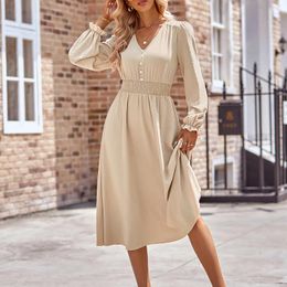 Casual Dresses Solid Colour Elegant Dress Women Winter Patchwork Party Midi Length Female French Style Sweet Swing 2024