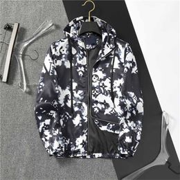 2024 Designer Mens Jacket Spring Autumn Coat Fashion Hooded Jackets Sports Windbreaker Casual Zipper Coats Man Outerwear Clothing jacket M-3XL MM4424