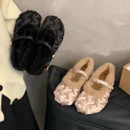 Casual Shoes 2024 Luxury Satin Silk Weave Loafers Woman Winter Warm Furry Ballet Flats Ladies Brand Design Elegant Evening Party Fluffy