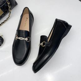 Casual Shoes British Style Oxfords Women Flats Patent Leather Slip On Ladies Crystal Chain Thick Bottom Platform Woman