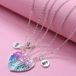 Pendant Necklaces 3 pieces/set of broken peach heart pendants for girls 3 Best Friendship BFF Necklaces Best Friends Jewellery Gifts S2452599 S2452466