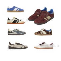 Designer Männerschuhe Vintage Fashion Classic Kausaler schwarzer Zahnfleisch Männer Frauen Innenküste Design Sneakers Paar Schuhe