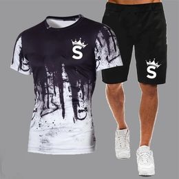 S Printed Mens Two-piece Fashionable Summer Mens Casual Shorts Set with Gradient Design T-shirt Sports Jogging Gym Wear 240522