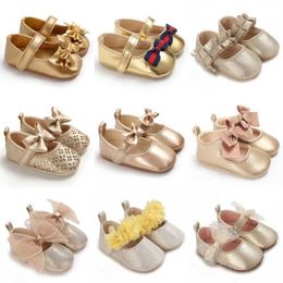 First Walkers 0-18 Metre spring fashionable newborn gold baby shoes non slip fabric soles womens shoes breathable casual baby first walking shoes d240525