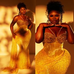 2024 Luxurious Gold Aso Ebi Prom Dresses for Black Women Illusion Mermaid Evening Formal Gowns Spaghetti Straps Beaded Crystals Birthday Reception Gowns AM860