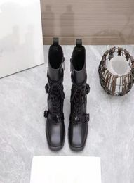 Роскошные дизайнеры Женщины половина сапог смешанные шерстяные квадратные носки Rainboots Котланные каблуки обувь боевые бои
