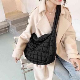 2021 Lattice Pattern Shoulder Bag Space Cotton Handbag Women Large Capacity Tote Bags Feather Padded Ladies Quilted Shopper Bag G220531 205P
