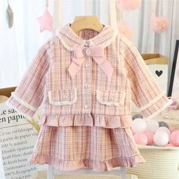 Kleidung Sets Baby Girls Mode Set klassische karierte Spitzenjacken Röcke Kinder Kleinkinder Frühling Herbst Winter Elegant Anzüge Kinderkleidung Rlrit