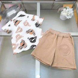 New kids tracksuits designer boys summer suit baby clothes Size 90-160 CM Multi Colour bear face printed T-shirt and brown shorts 24May
