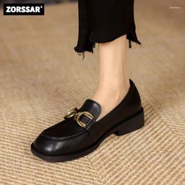 Casual Shoes Top Leather Women Flats Oxfords Fashion Chain Retro Design Deep Mouth Slip On British Style Female Office